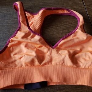 Lululemon adjustable Bra